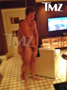 Prince Harry The Pornstar PrinceTotally Nude In Las Vegas Leaked By TMZ Raannt