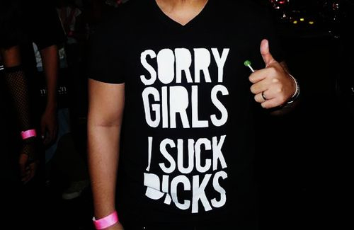 sorry girls tee