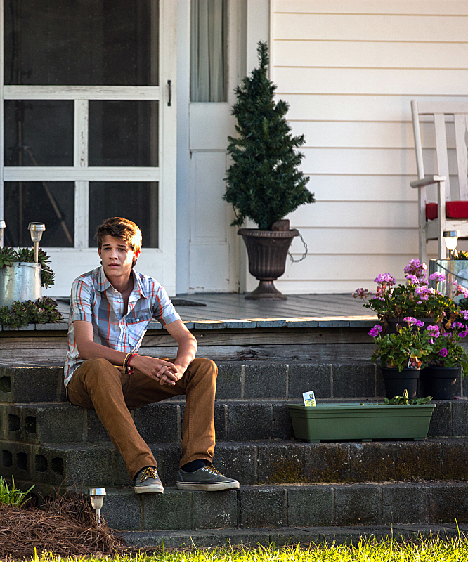 colin ford sexy