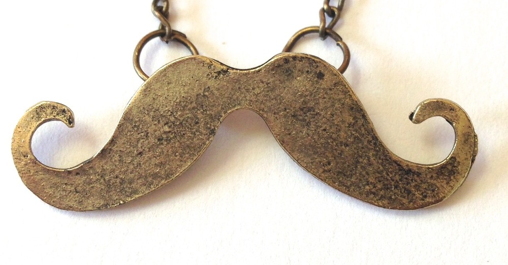men's mustache necklace_raannt