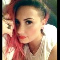 demi lovato sexy shaved head_raannt