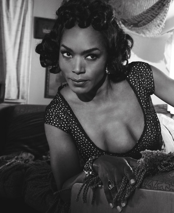 american horror story angela bassett 1_raannt